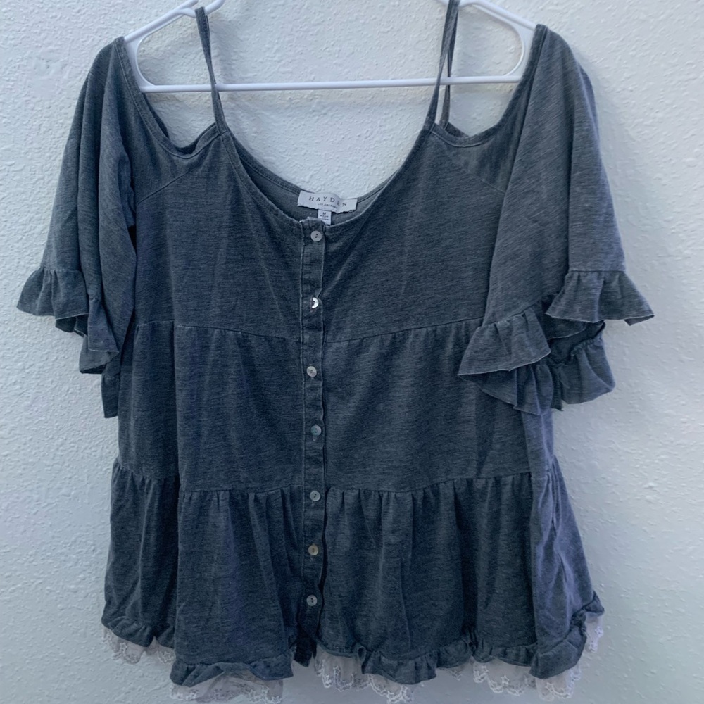 Hayden cute top!